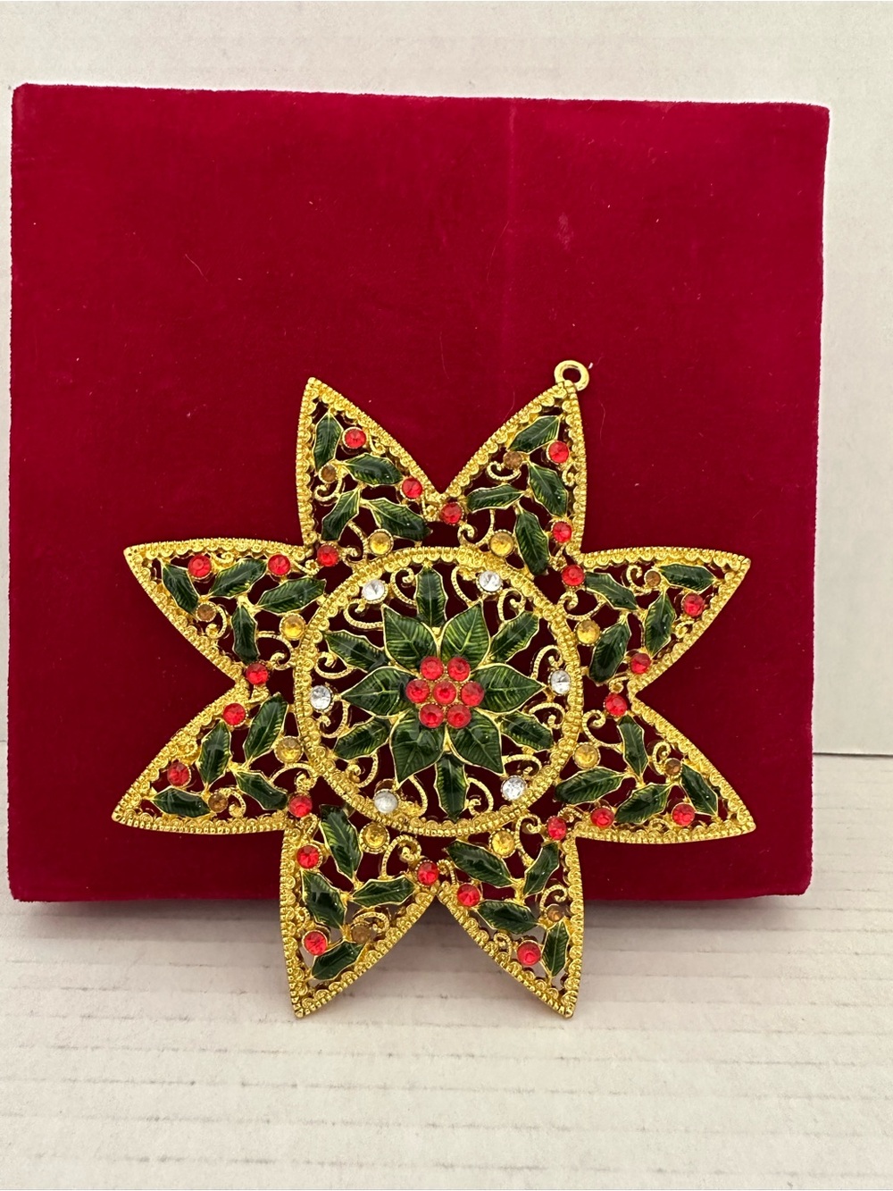 Gold Filigree Red & Green Starburst Holiday Ornament in Velvet Box. #9
